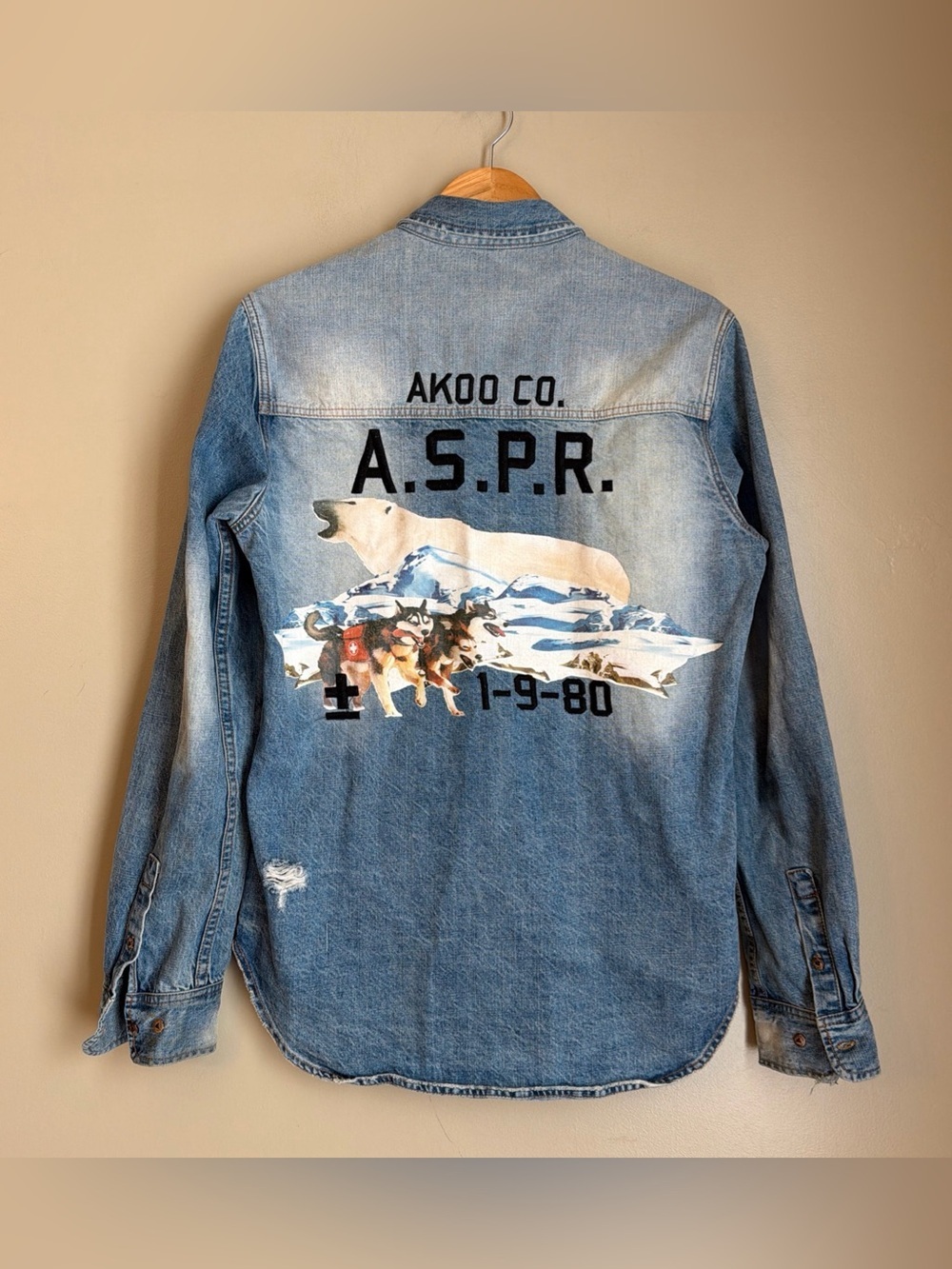 Akoo Denim Shirt A.S.P.R. Polar Expedition Graphic Embroidered Patch Sz Med Jean